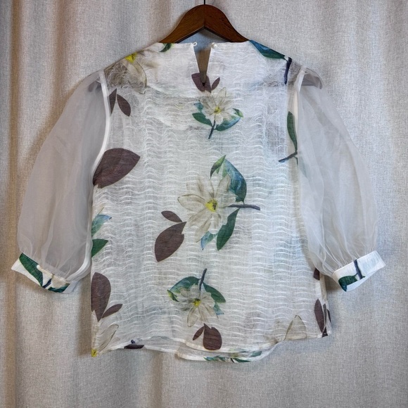 Bysi White Sheer Floral Blouse - Picture 6 of 15
